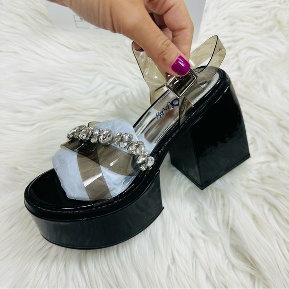 Chunky Clear Strap Platfrom Heel - Picture 7 of 8